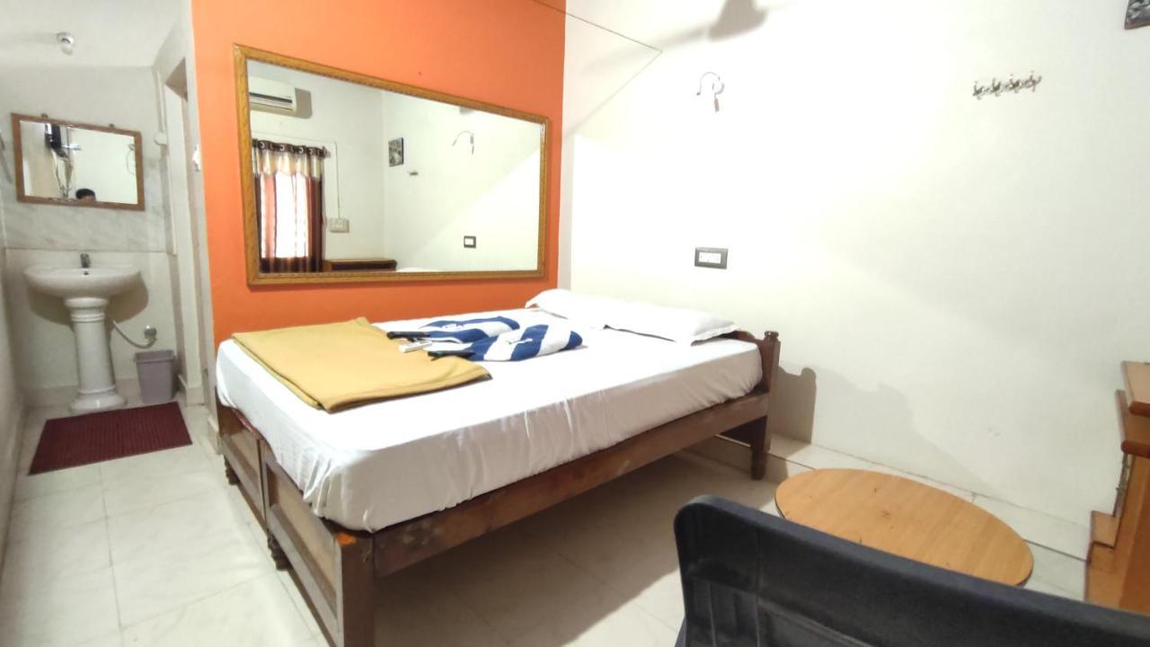 Rocky Guesthouse Hampi Dış mekan fotoğraf
