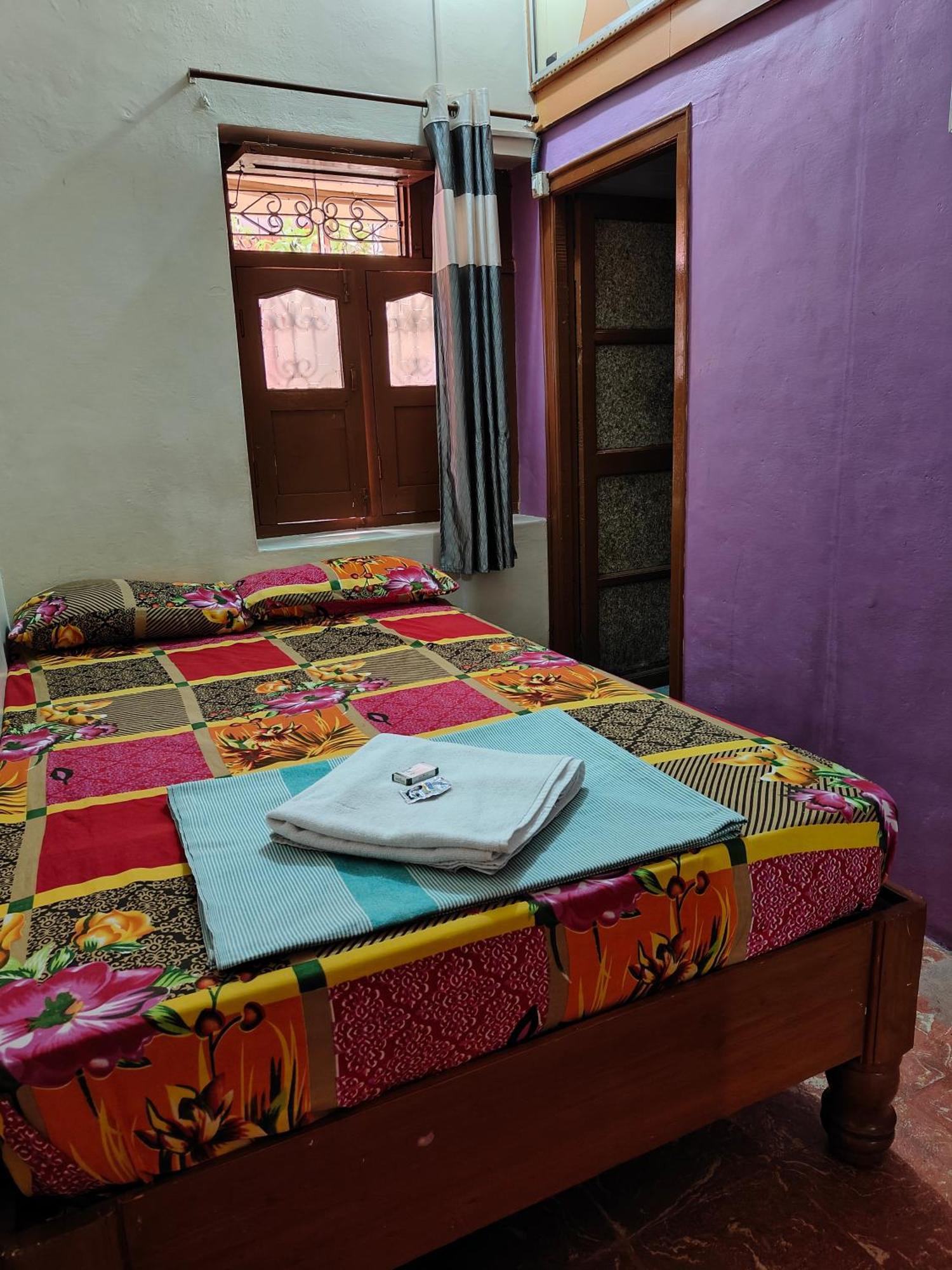 Rocky Guesthouse Hampi Dış mekan fotoğraf