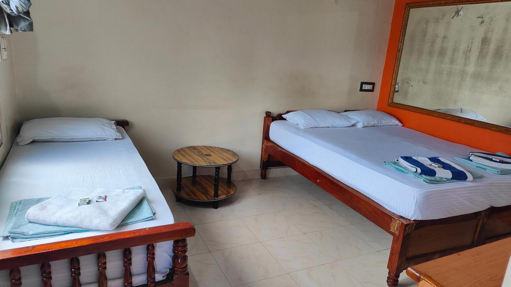 Rocky Guesthouse Hampi Dış mekan fotoğraf