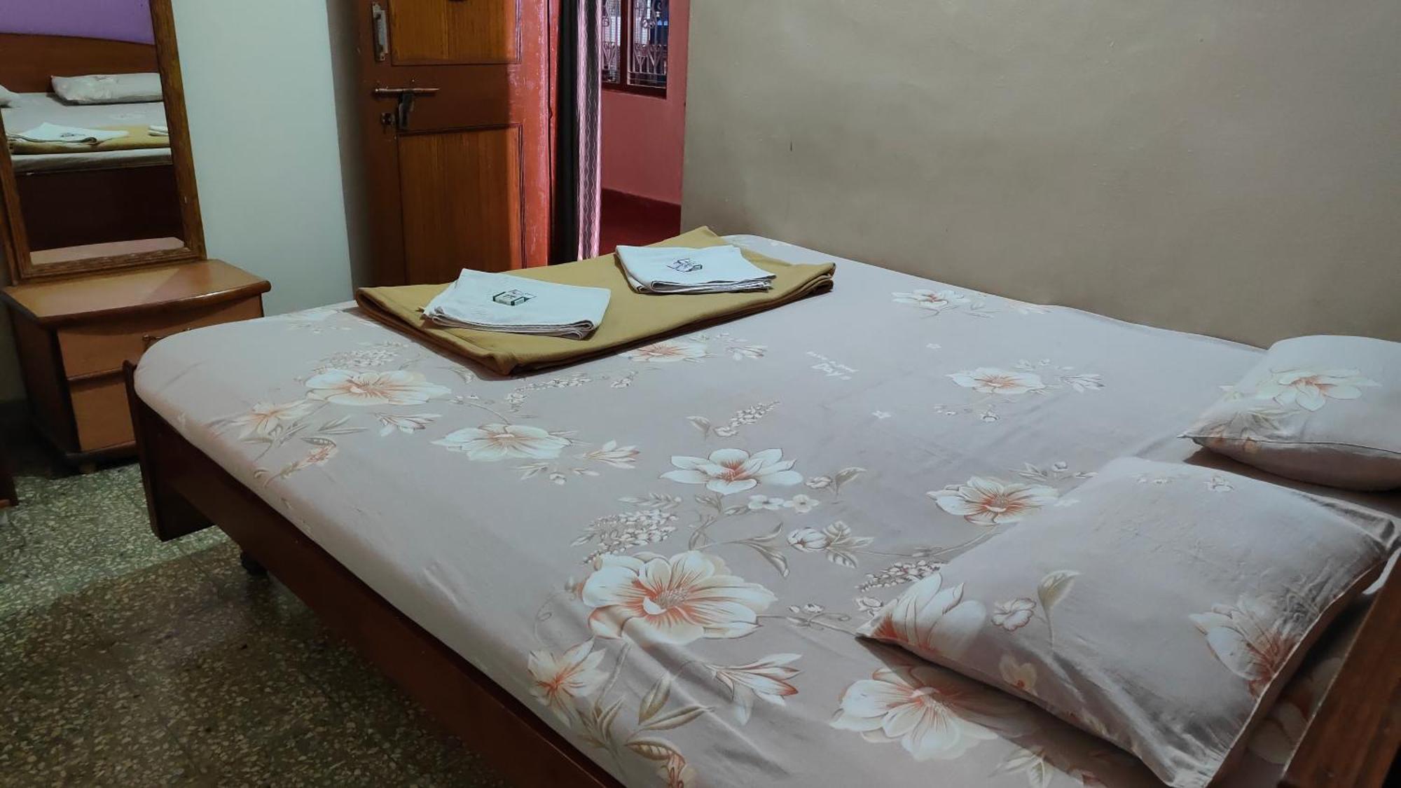 Rocky Guesthouse Hampi Dış mekan fotoğraf